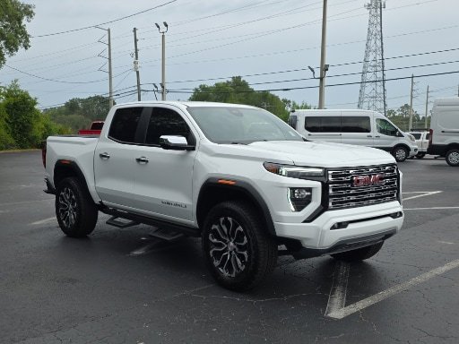 Used 2024 GMC Canyon Denali AWD/4WD image 14