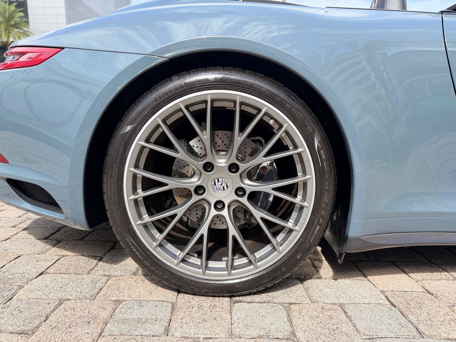 Used 2017 Porsche 911 Carrera 4 AWD/4WD image 30
