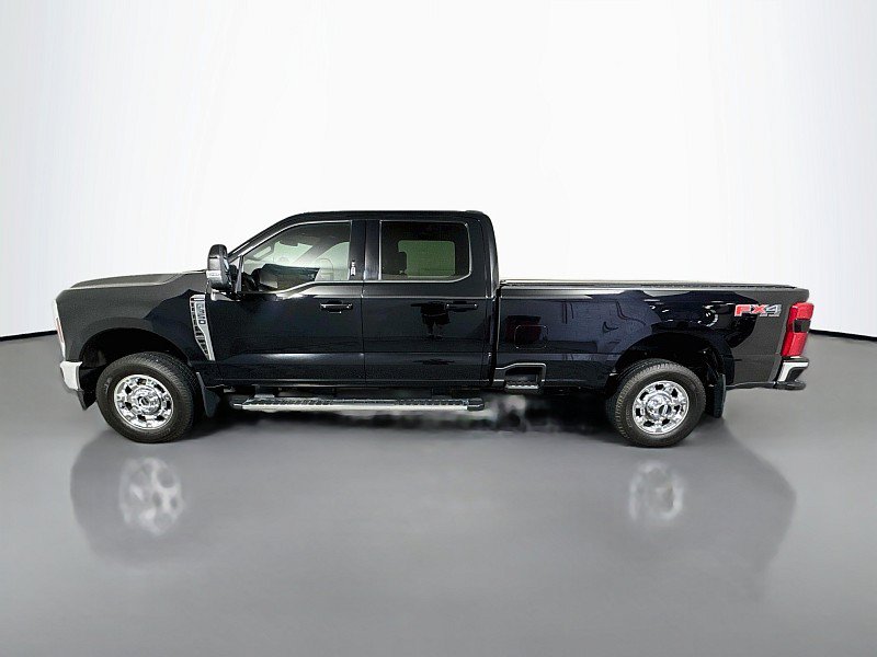 Used 2024 Ford F350 Lariat AWD/4WD image 4