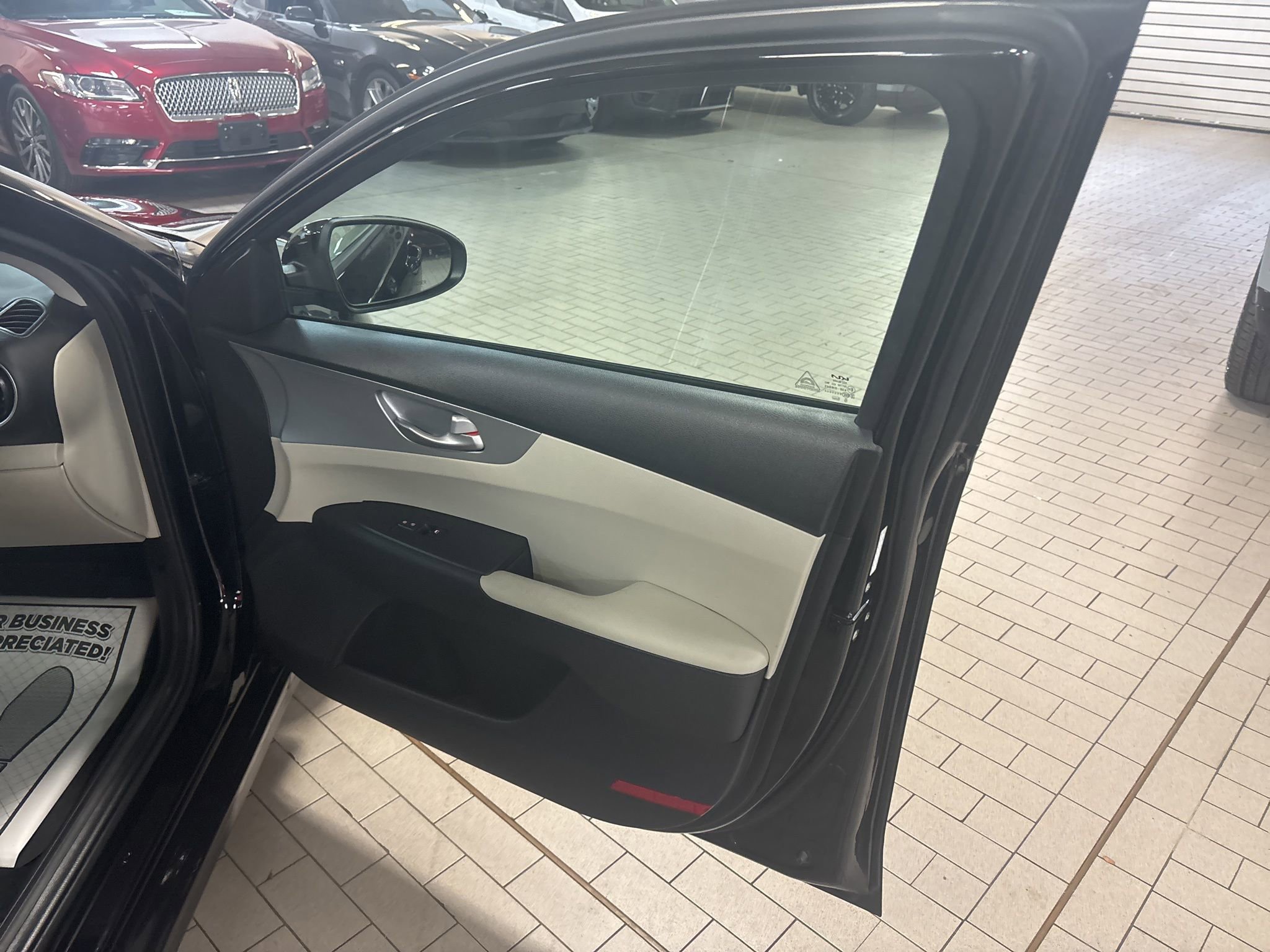 Used 2023 Kia Forte LXS w/ LXS Technology Package image 15