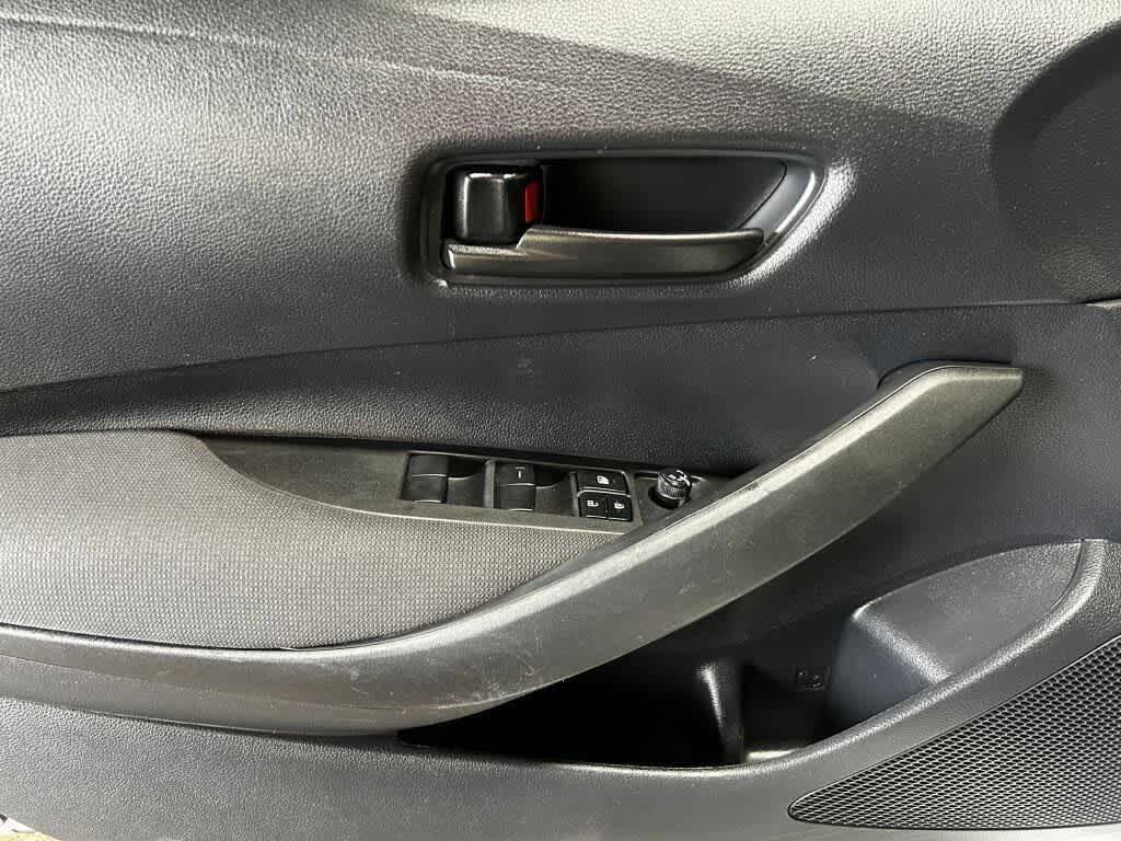 Used 2024 Toyota Corolla LE FWD image 4
