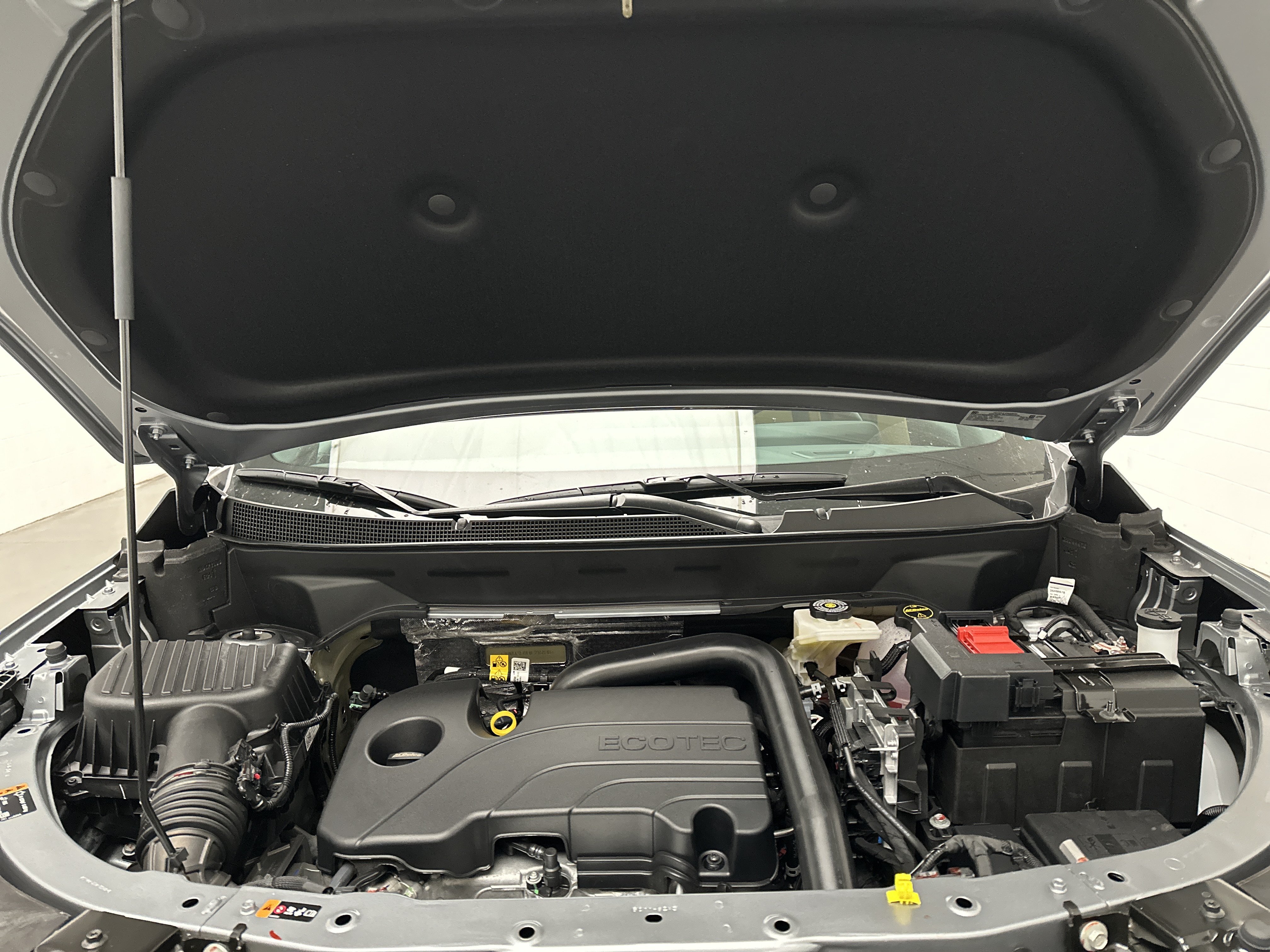 New 2027 Chevrolet Equinox ACTIV w/ Safety and Technology Package AWD/4WD image 45