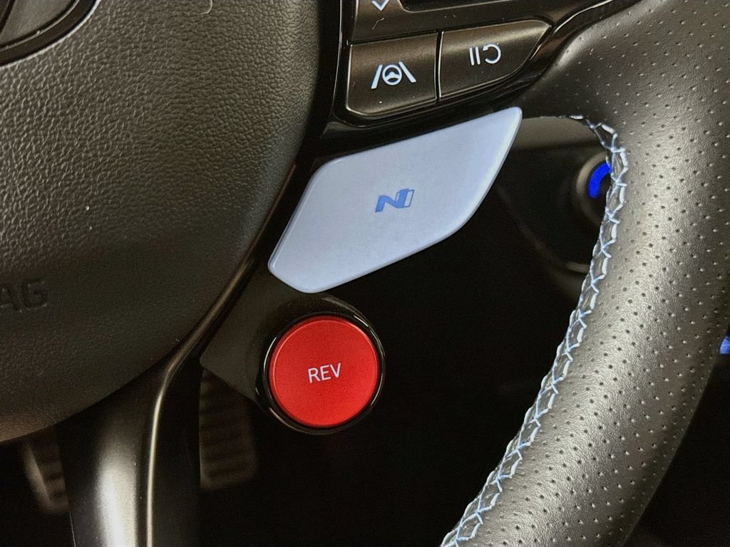Used 2025 Hyundai Elantra N FWD image 15