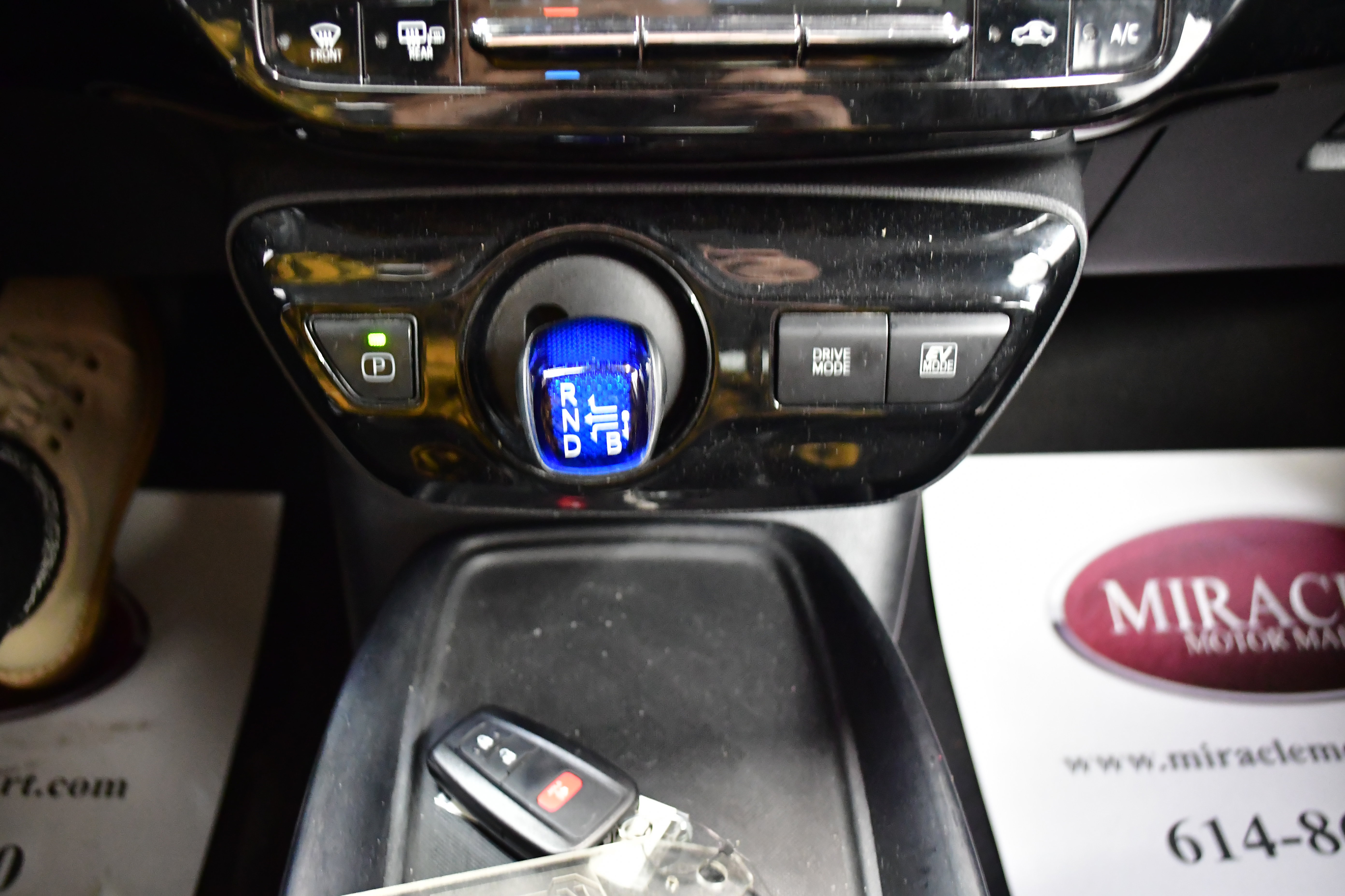 Used 2022 Toyota Prius LE image 46