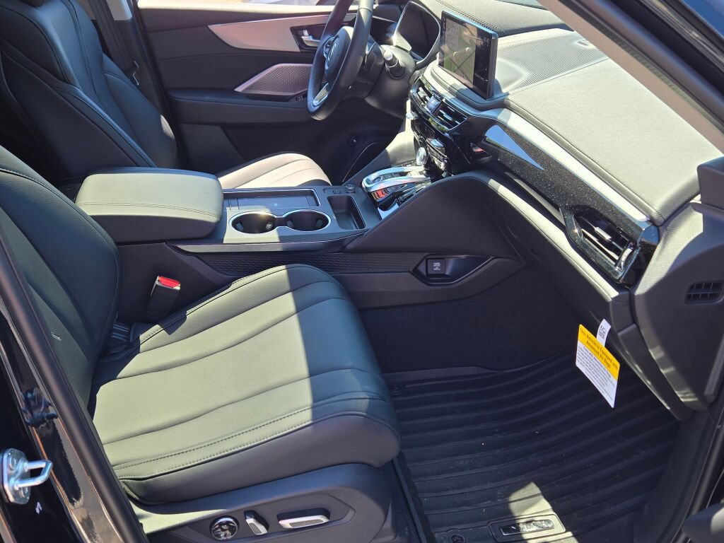 Certified 2026 Acura MDX SH-AWD image 7