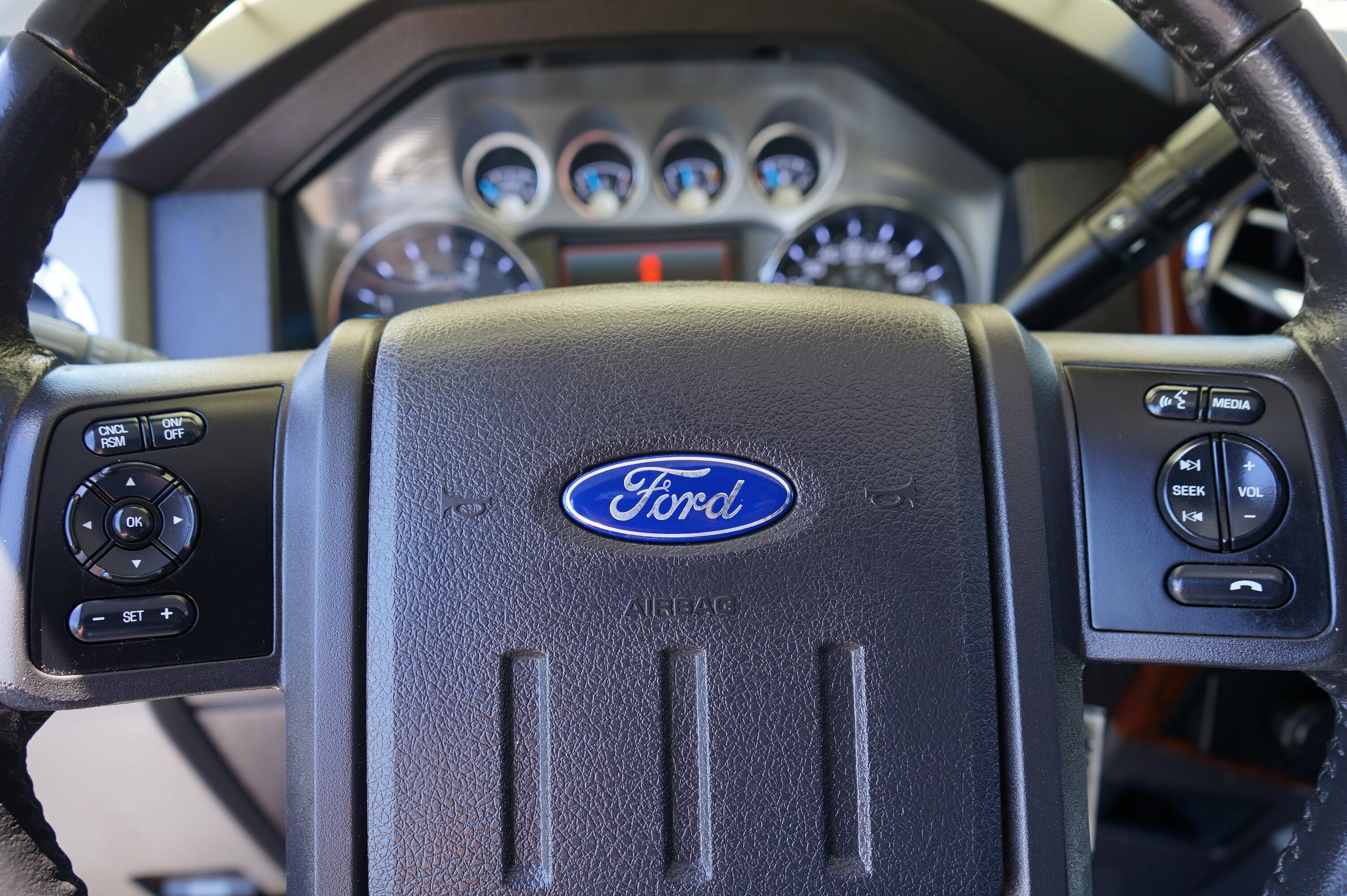 Used 2013 Ford F250 Lariat AWD/4WD image 16