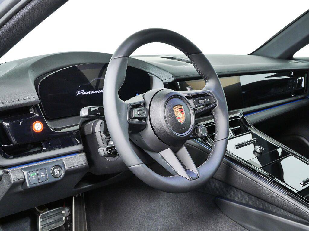 New 2026 Porsche Panamera image 4
