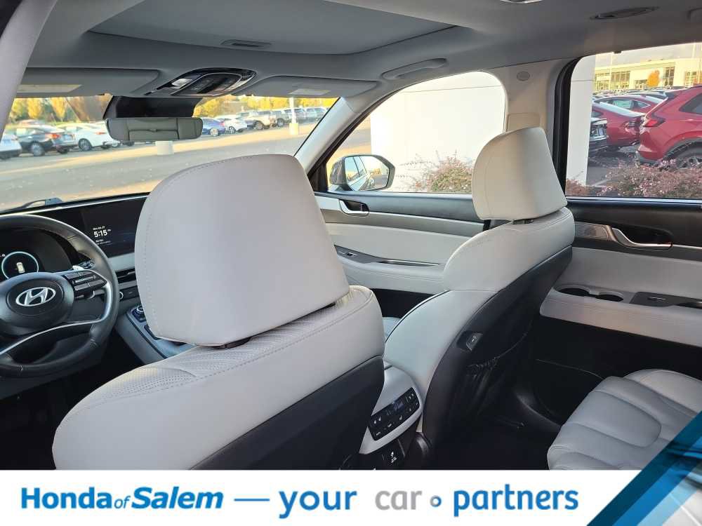 Used 2023 Hyundai Palisade SEL image 11