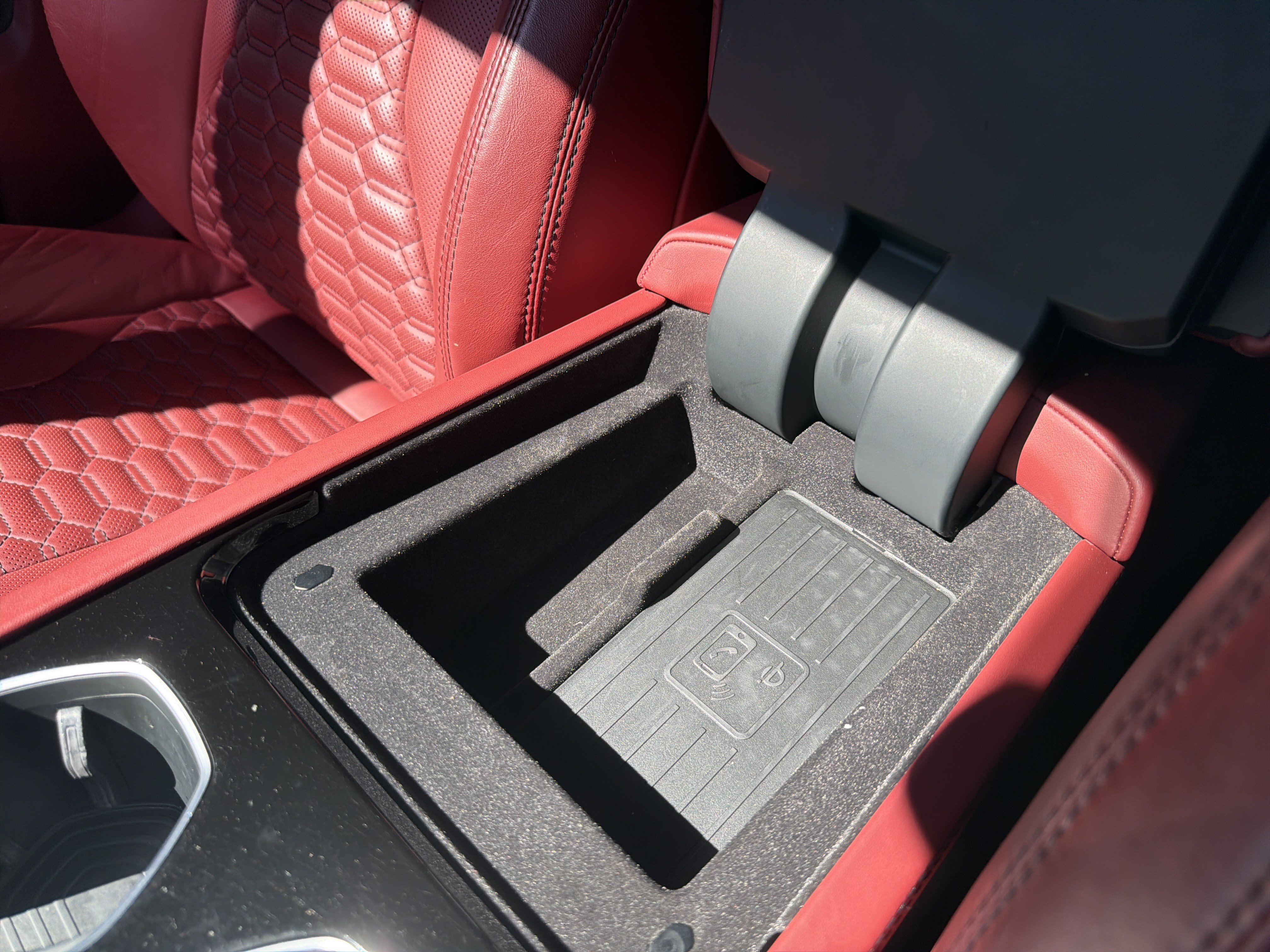 Used 2020 Lamborghini Urus AWD/4WD image 40