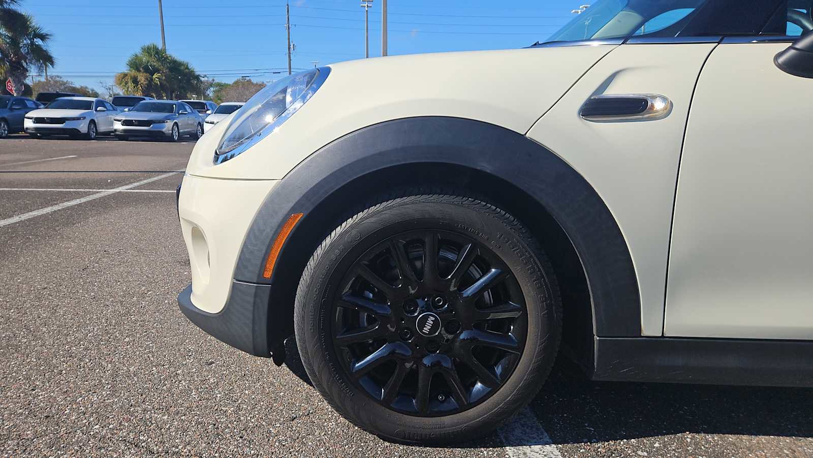 Used 2019 MINI Cooper 2-Door Hardtop image 19