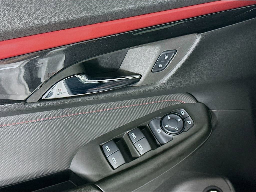 Used 2025 Chevrolet TrailBlazer RS w/ Convenience Package image 24
