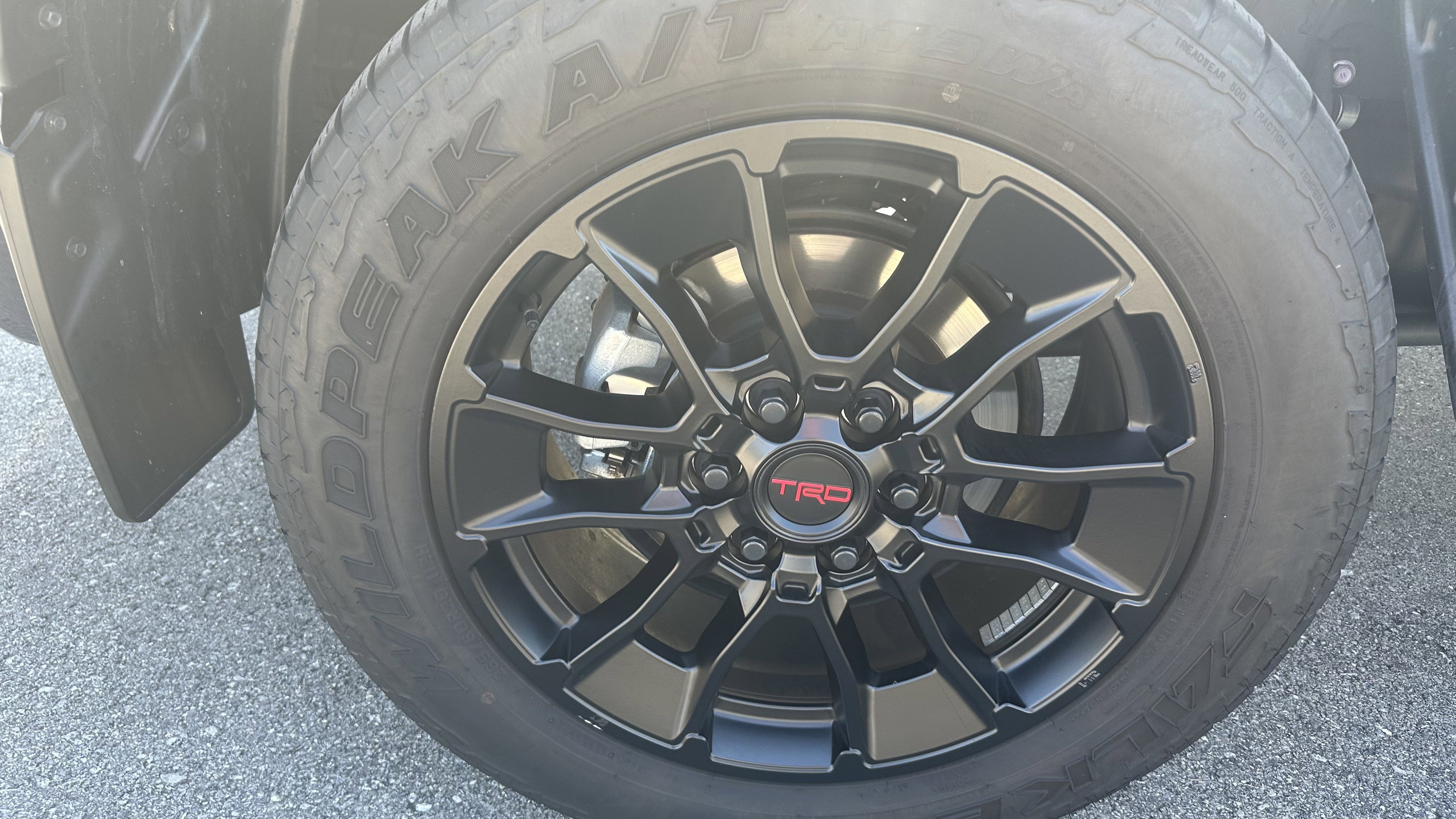 Used 2025 Toyota Tundra Limited w/ TRD Off-Road Package image 14