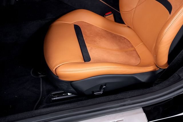 Certified 2024 Ferrari Roma Spider RWD image 22