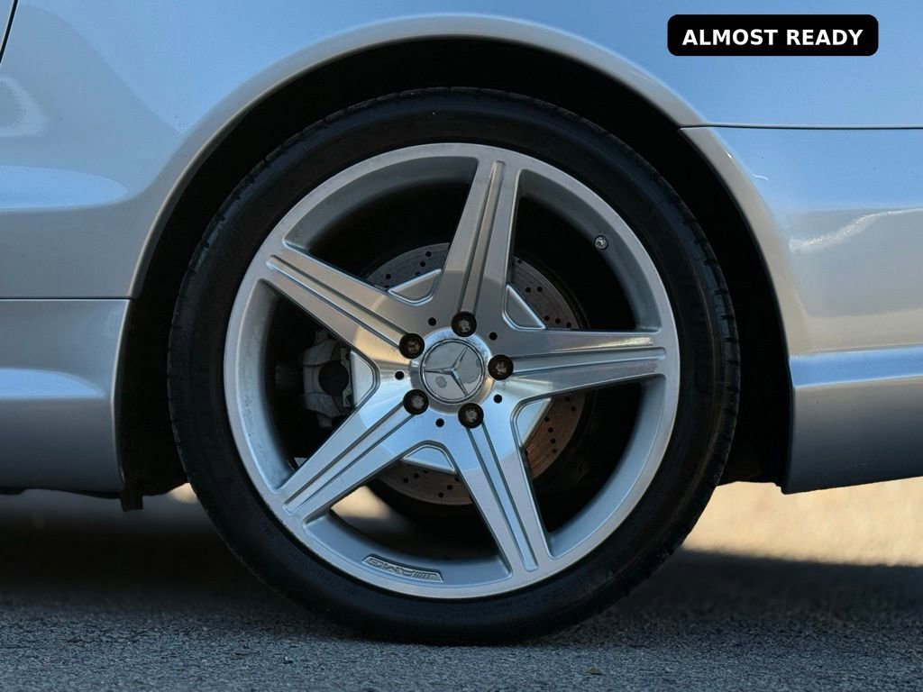 Used 2009 Mercedes-Benz SL 550 image 4