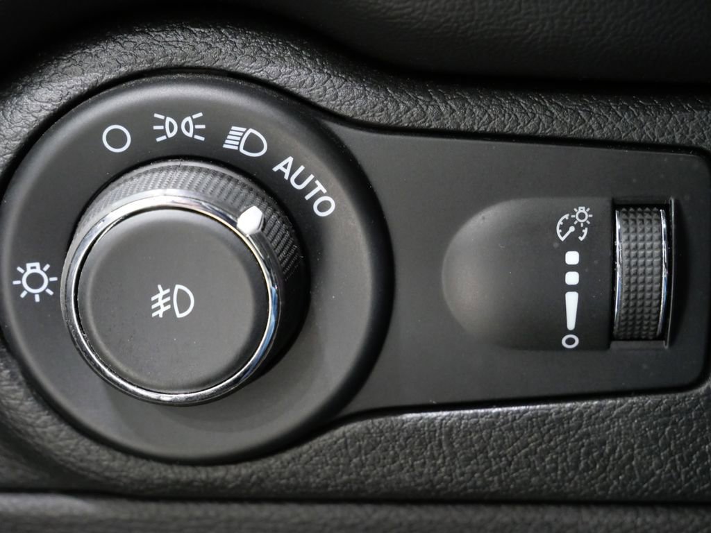Used 2022 Dodge Durango GT AWD/4WD image 15