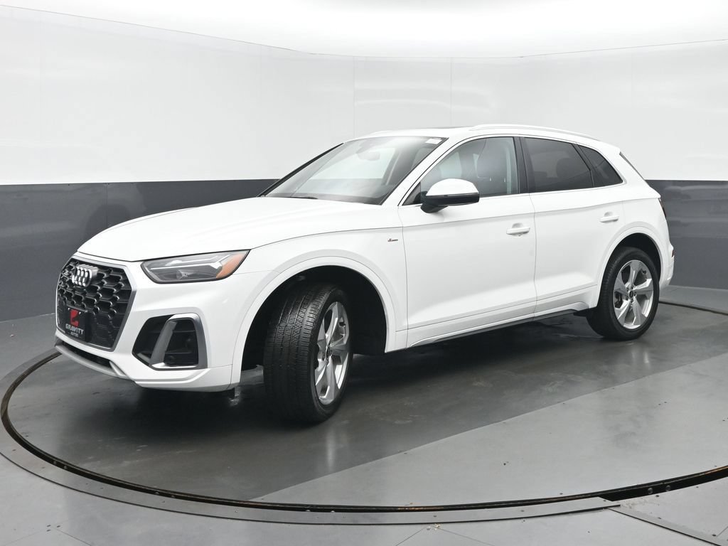 Used 2023 Audi Q5 2.0T Premium Plus w/ Premium Plus Package AWD/4WD image 7
