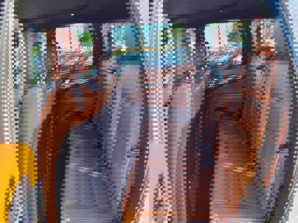 Used 2020 Jeep Grand Cherokee Overland image 24