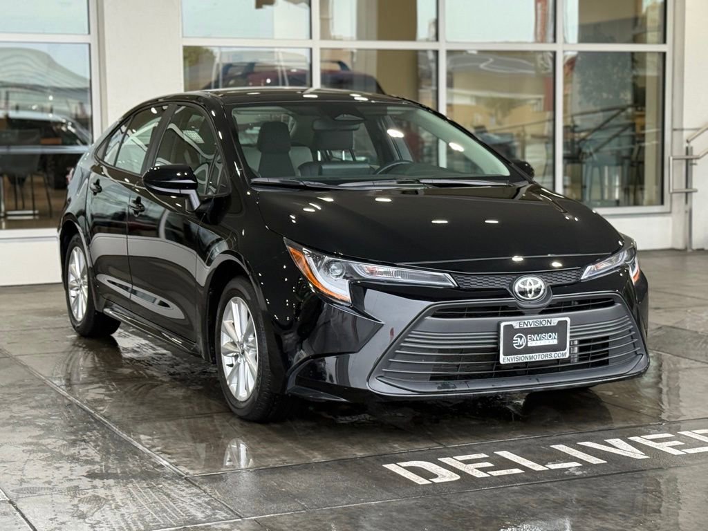 Certified 2025 Toyota Corolla LE w/ LE Premium Package image 8