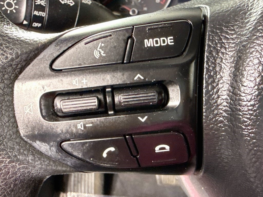 Used 2023 Kia Rio S w/ Technology Package FWD image 13
