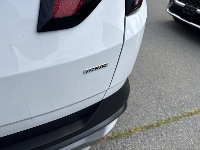 Certified 2025 Hyundai Tucson SE image 6