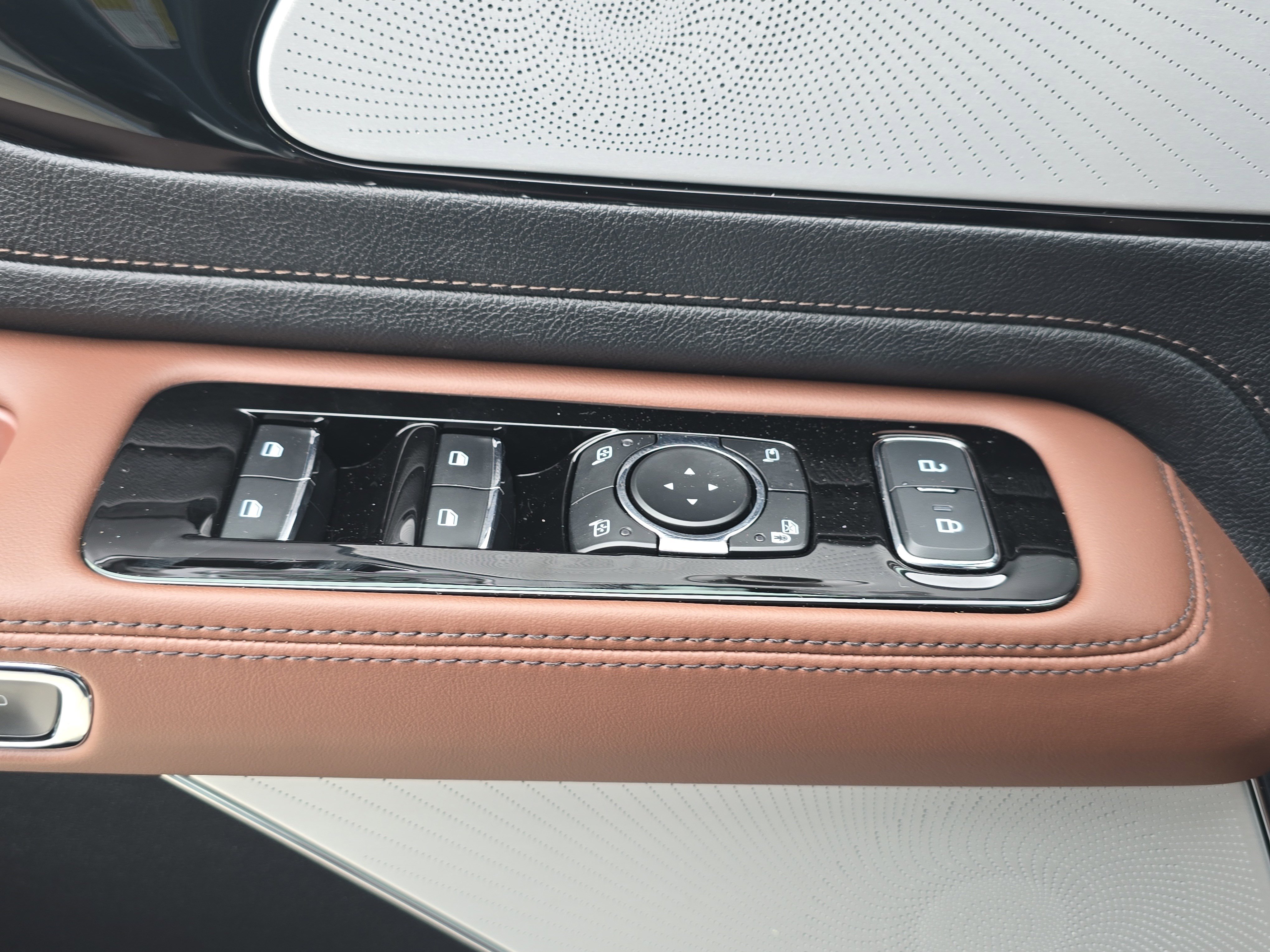 New 2025 Lincoln Aviator Reserve w/ Equipment Group 201A image 30
