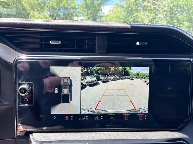 Used 2024 GMC Sierra 1500 AT4 w/ Technology Package AWD/4WD image 30