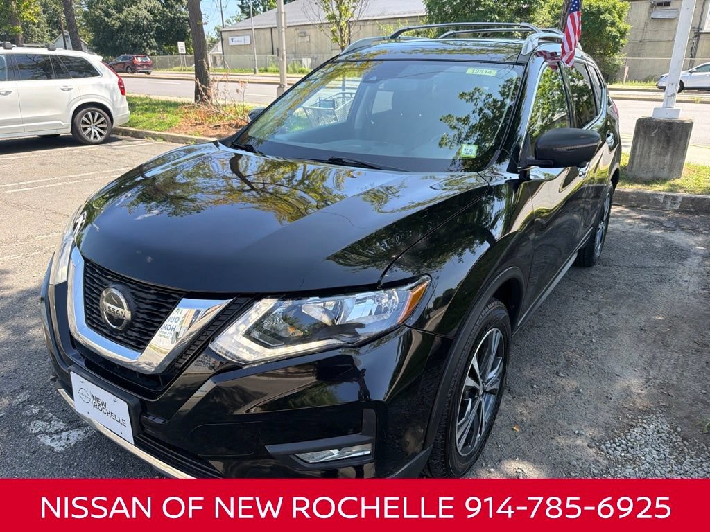 Used 2020 Nissan Rogue SV w/ Sun & Sound Touring Package AWD/4WD image 1