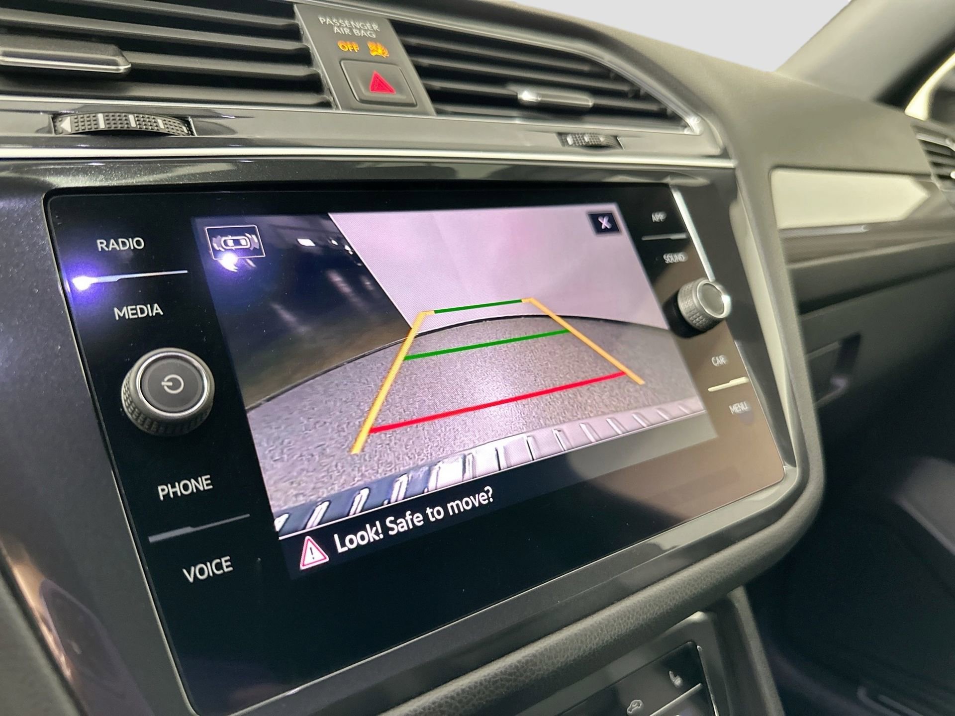 Certified 2022 Volkswagen Tiguan SE R-Line image 12