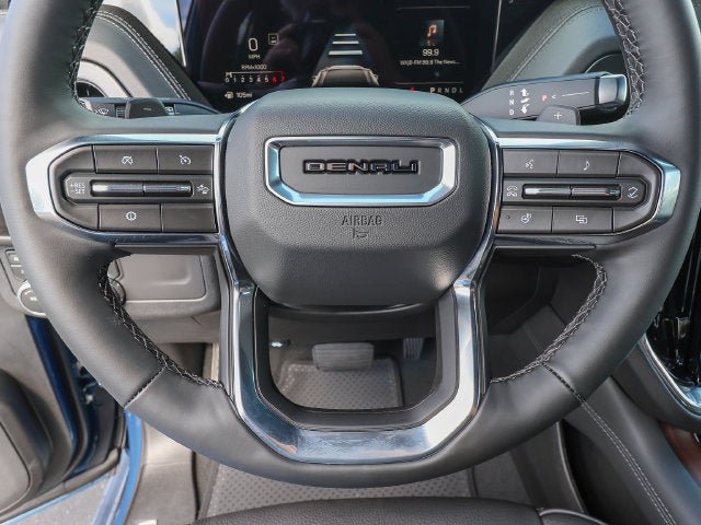 New 2026 GMC Yukon Denali w/ Sun & Power Step Package AWD/4WD image 17