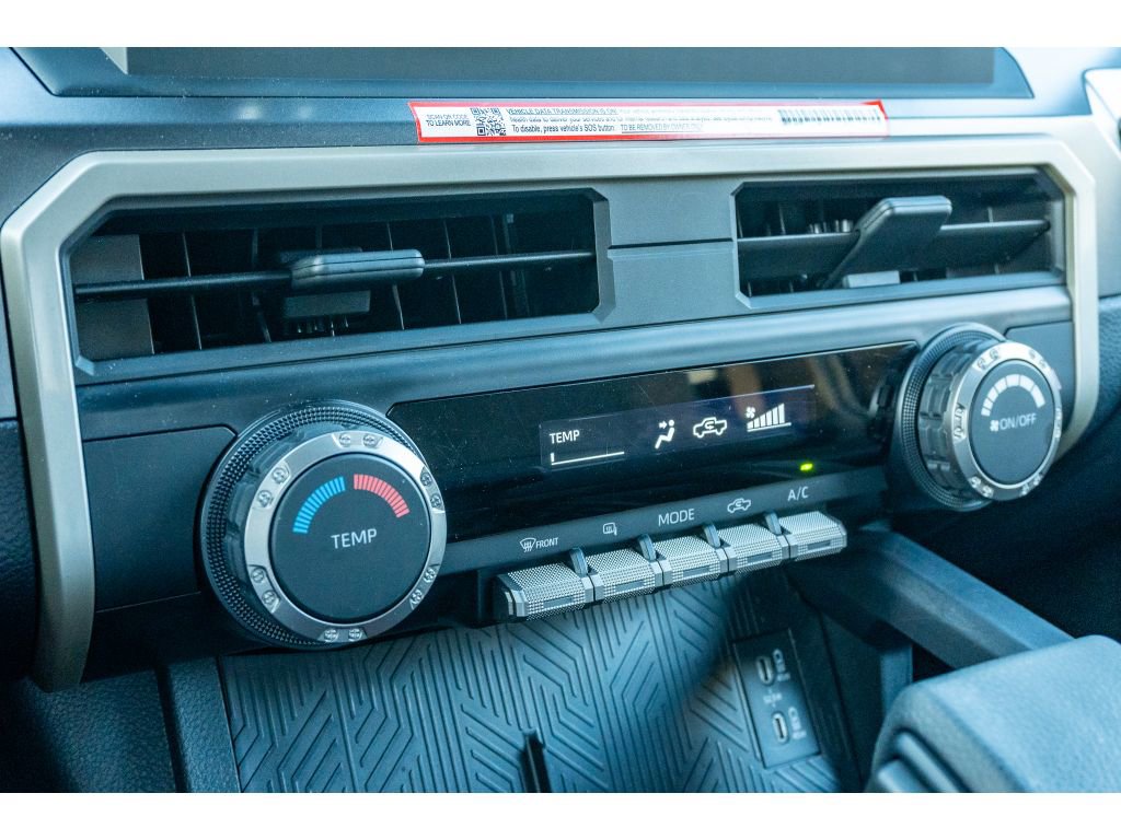 Certified 2025 Toyota Tacoma SR5 AWD/4WD image 22