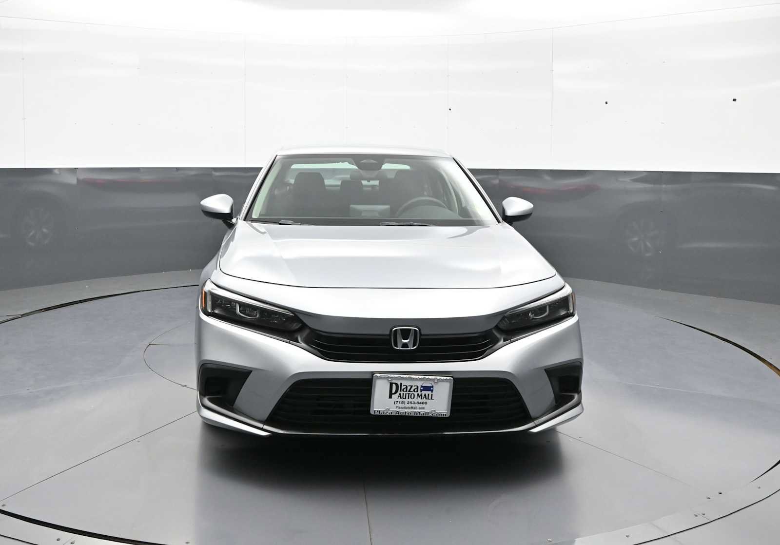 Used 2024 Honda Civic LX image 2