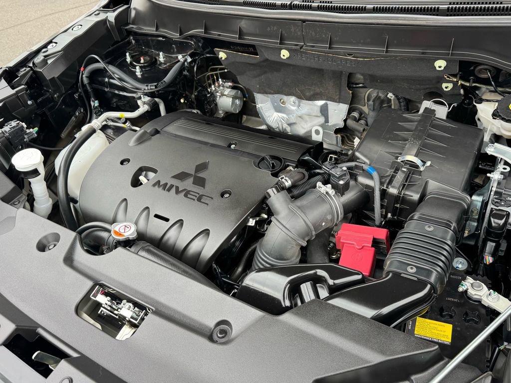 Used 2025 Mitsubishi Outlander Sport ES AWD/4WD image 24