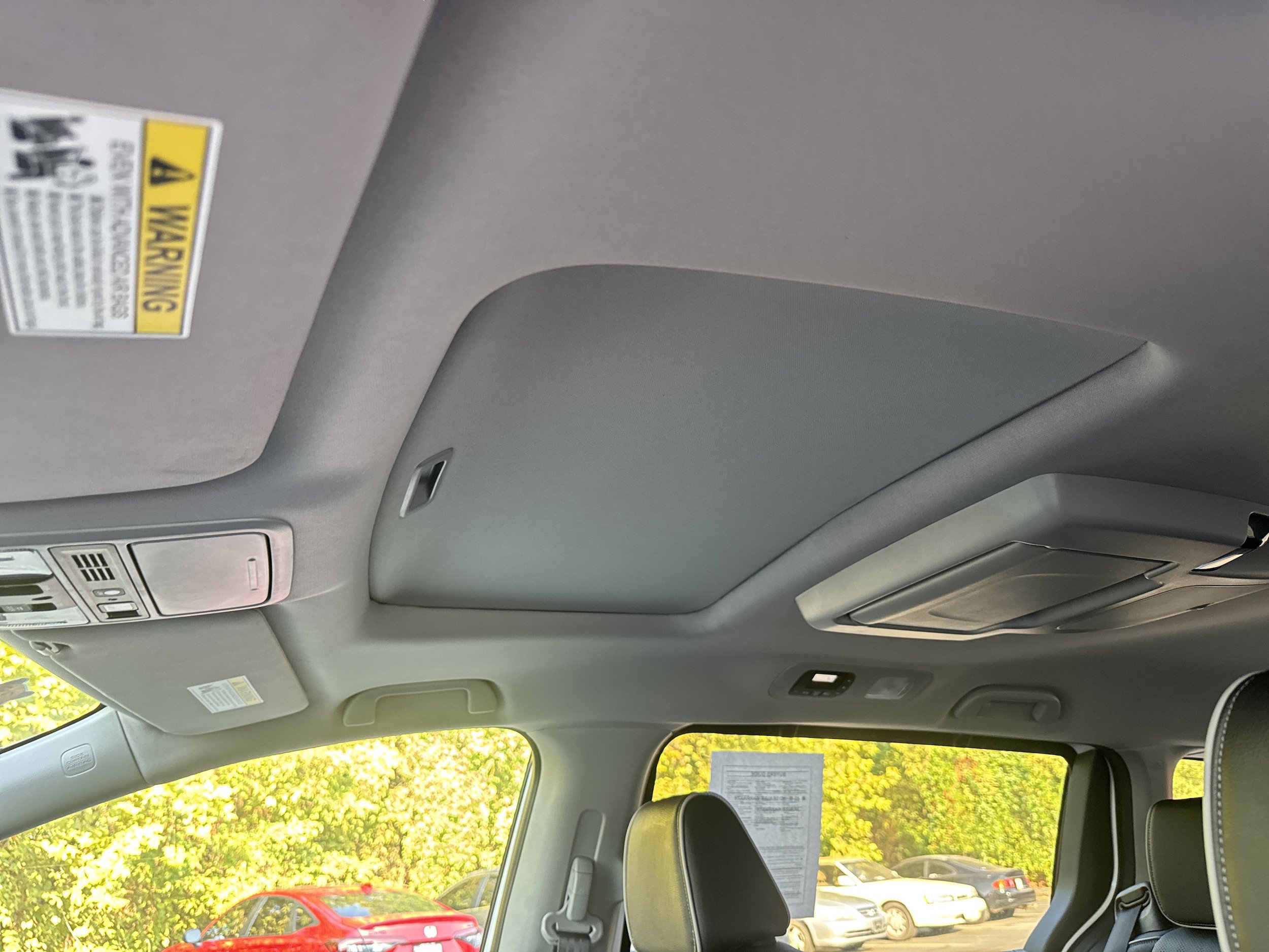 Used 2023 Honda Odyssey Elite image 7