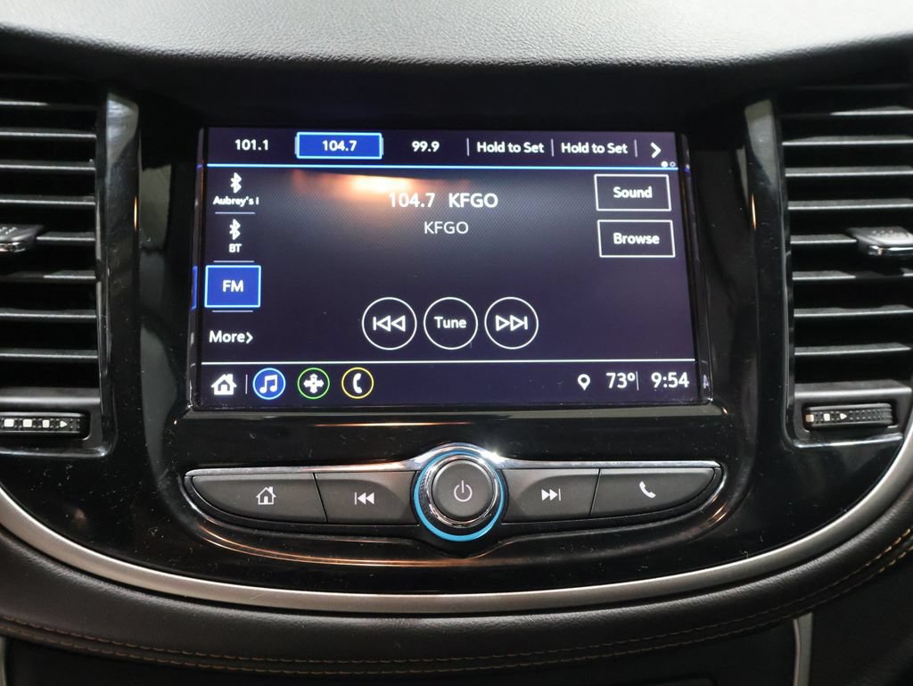 Used 2018 Chevrolet Trax LT w/ LT Convenience Package AWD/4WD image 24