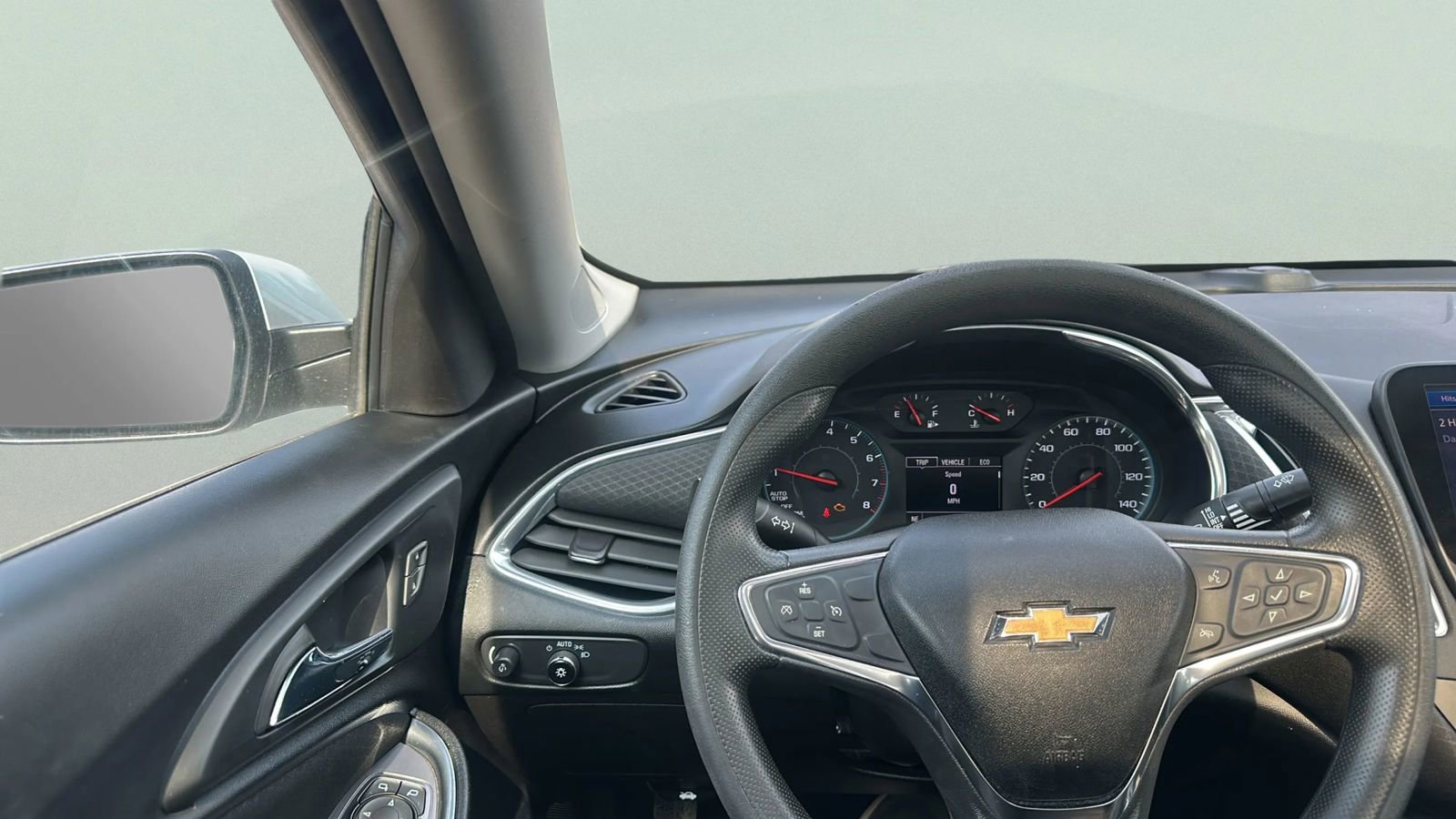 Used 2021 Chevrolet Malibu LT image 22