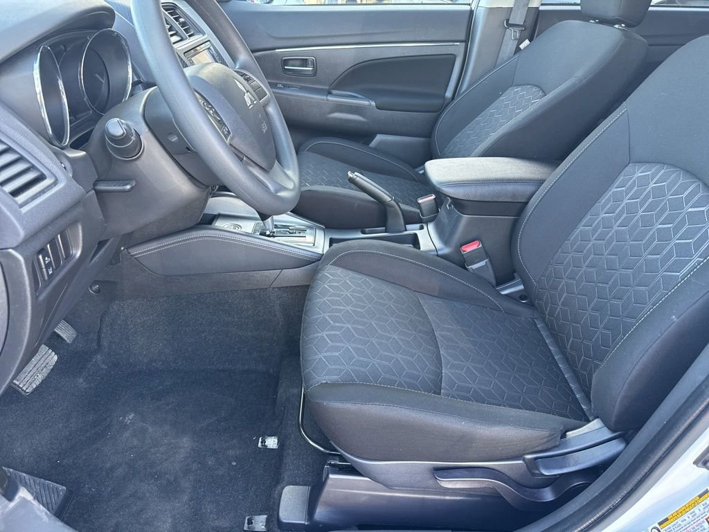 Used 2025 Mitsubishi Outlander Sport ES image 22