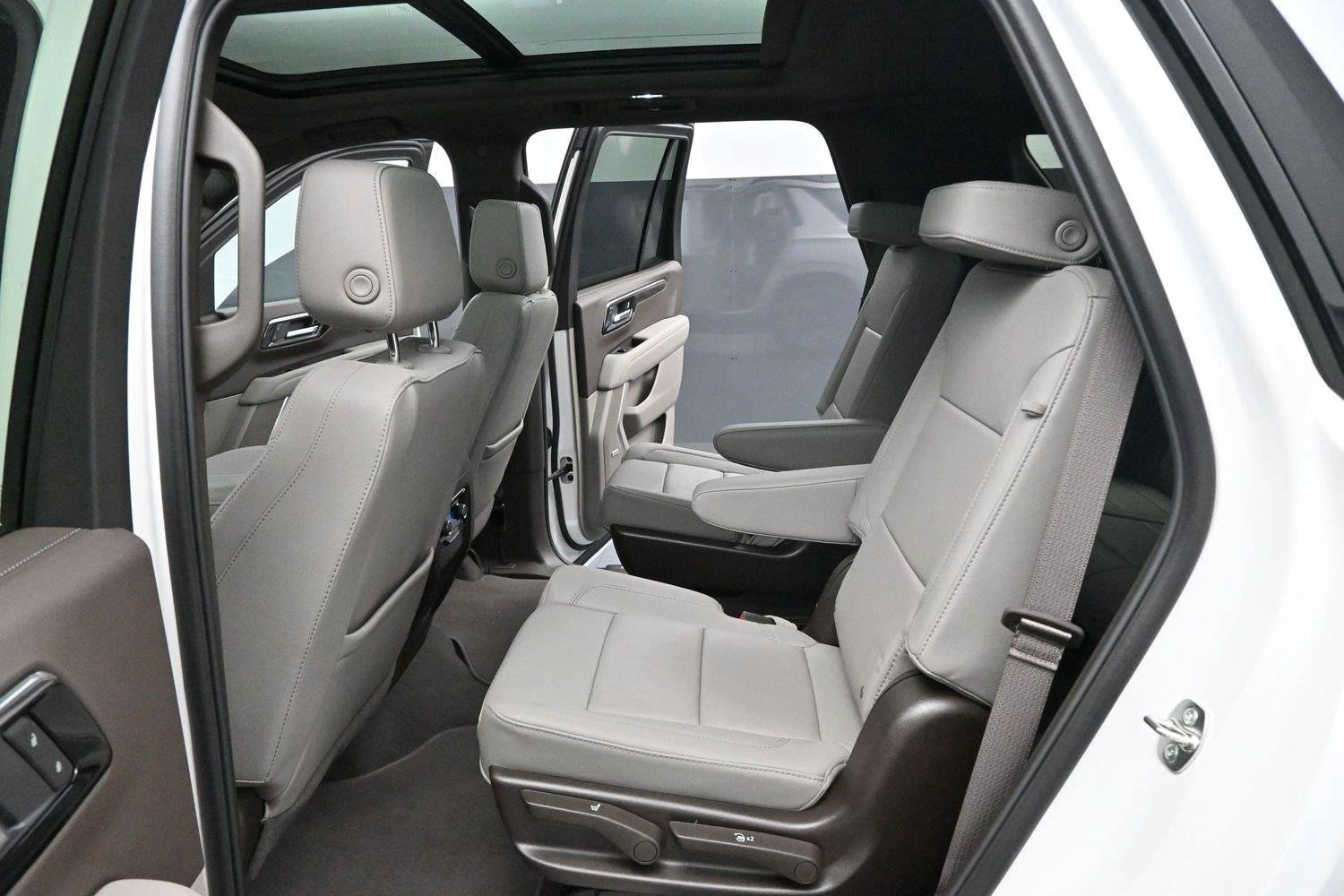 Used 2025 Chevrolet Tahoe Z71 w/ Z71 Off-Road Package AWD/4WD image 29