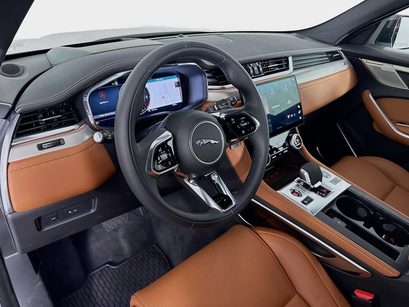 Used 2026 Jaguar F-PACE R-Dynamic S AWD/4WD image 9
