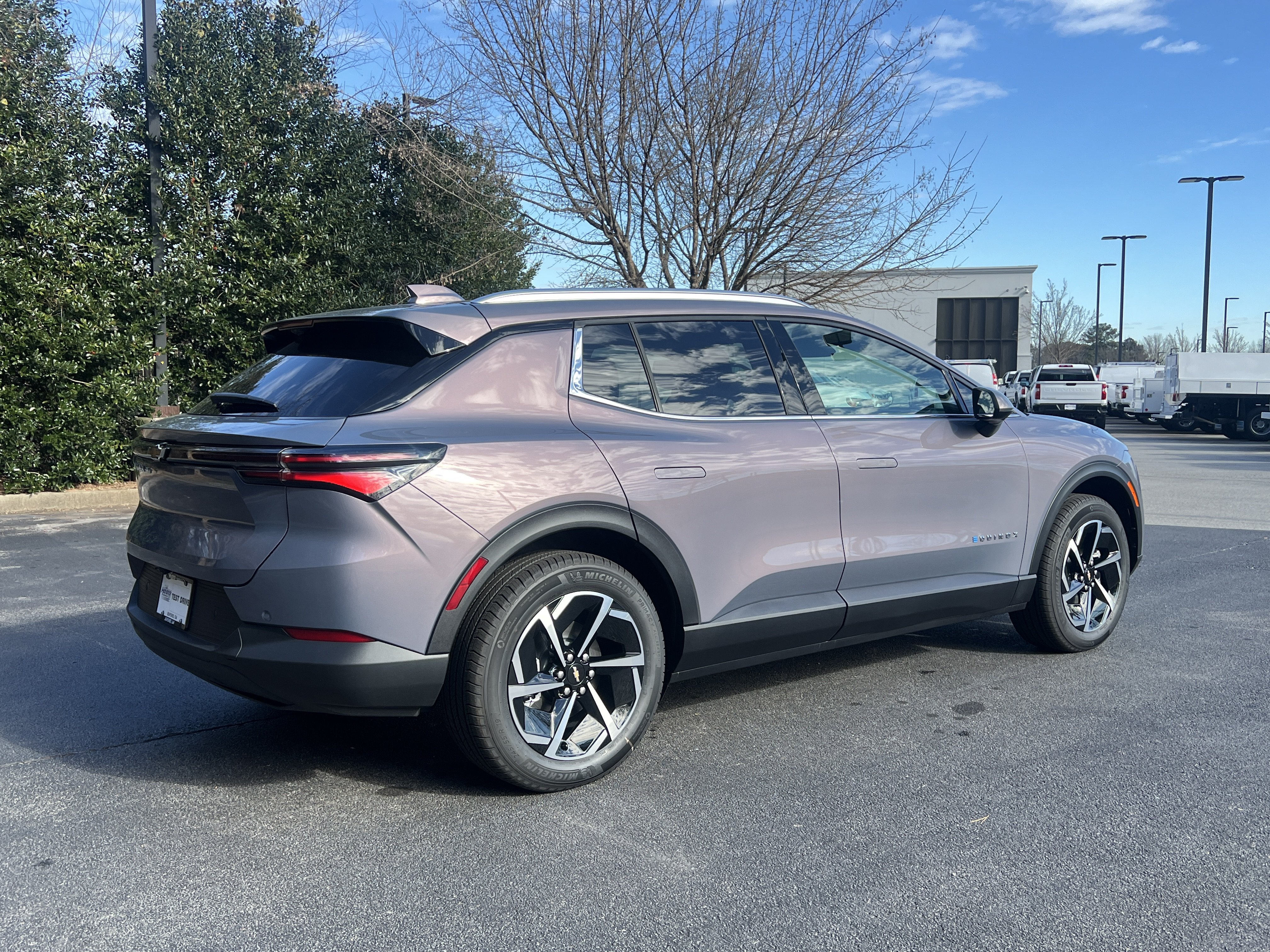 New 2026 Chevrolet Equinox EV LT AWD/4WD image 9