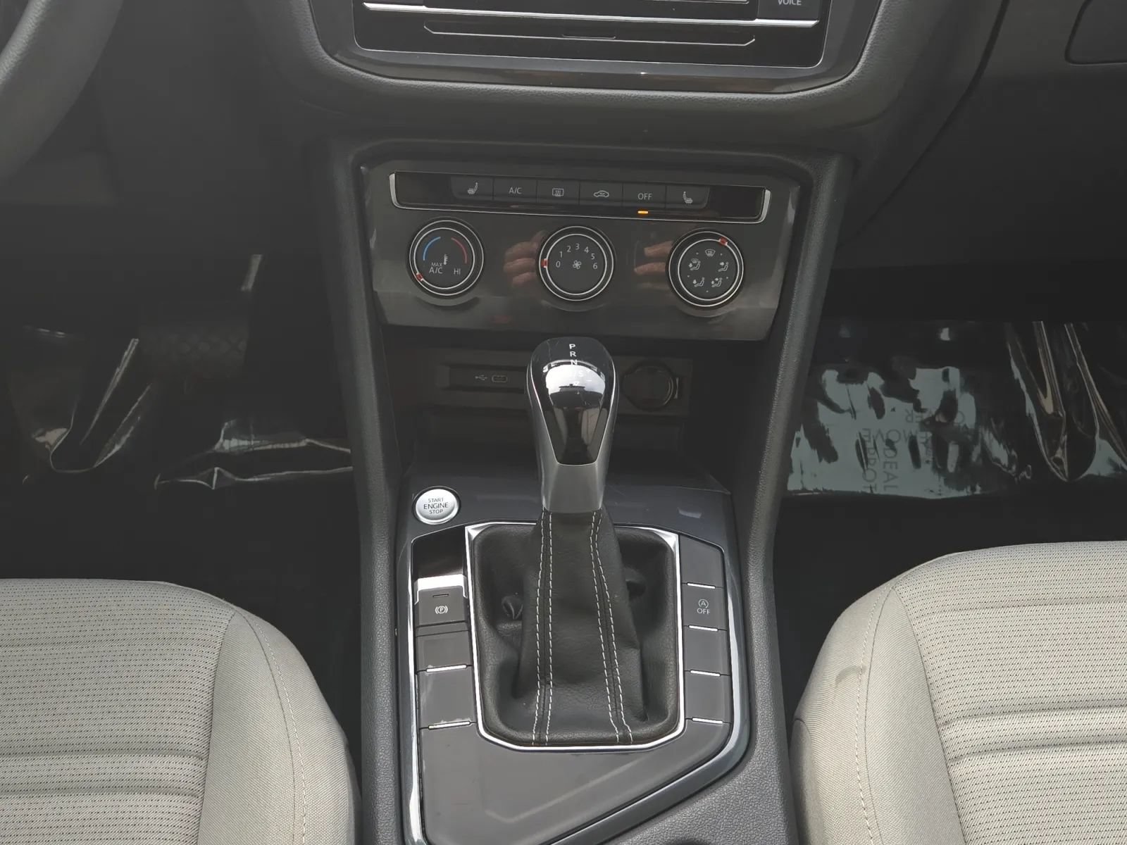 Used 2022 Volkswagen Tiguan S FWD image 18