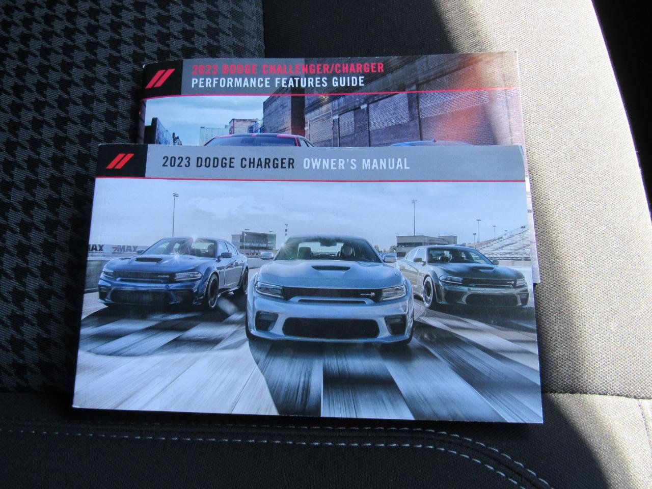 Used 2023 Dodge Charger SXT w/ Blacktop Special Edition AWD/4WD image 33