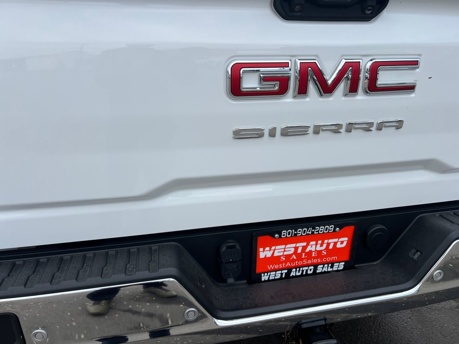 Used 2023 GMC Sierra 3500 SLE w/ SLE Convenience Package AWD/4WD image 32