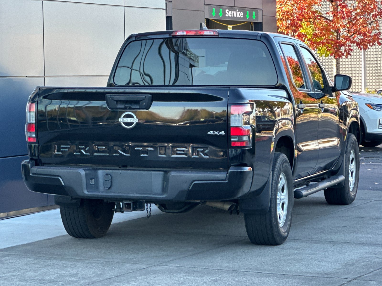 Used 2022 Nissan Frontier S AWD/4WD image 4
