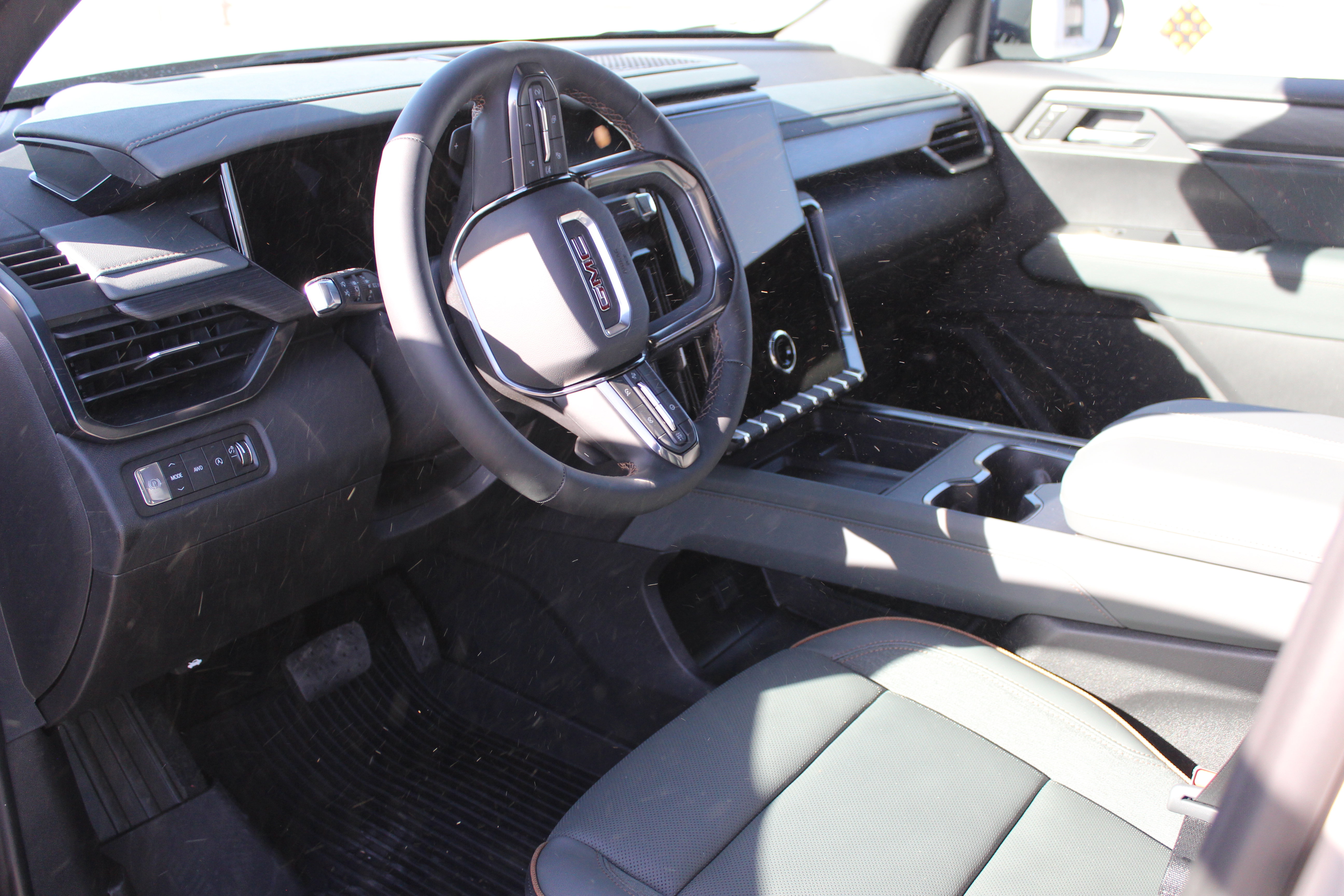 New 2026 GMC Acadia AT4 image 16