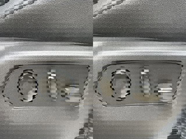 Used 2025 Chevrolet Silverado 2500 LTZ w/ LTZ Convenience Package image 28