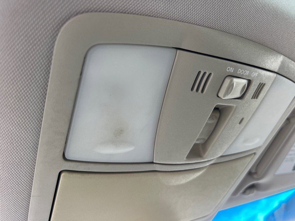 Used 2012 INFINITI G37 x w/ Premium Pkg image 37