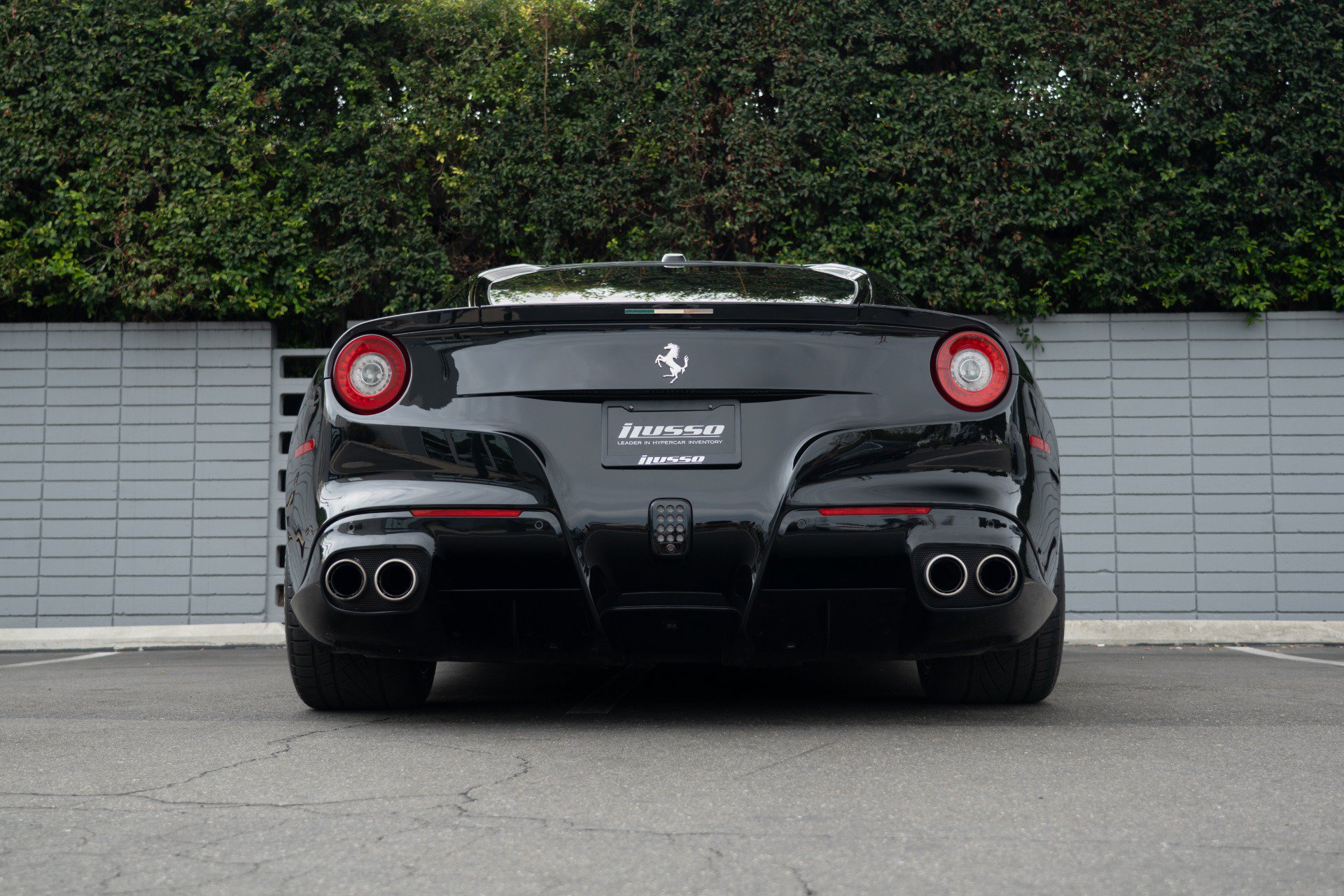 Used 2014 Ferrari F12 Berlinetta RWD image 29