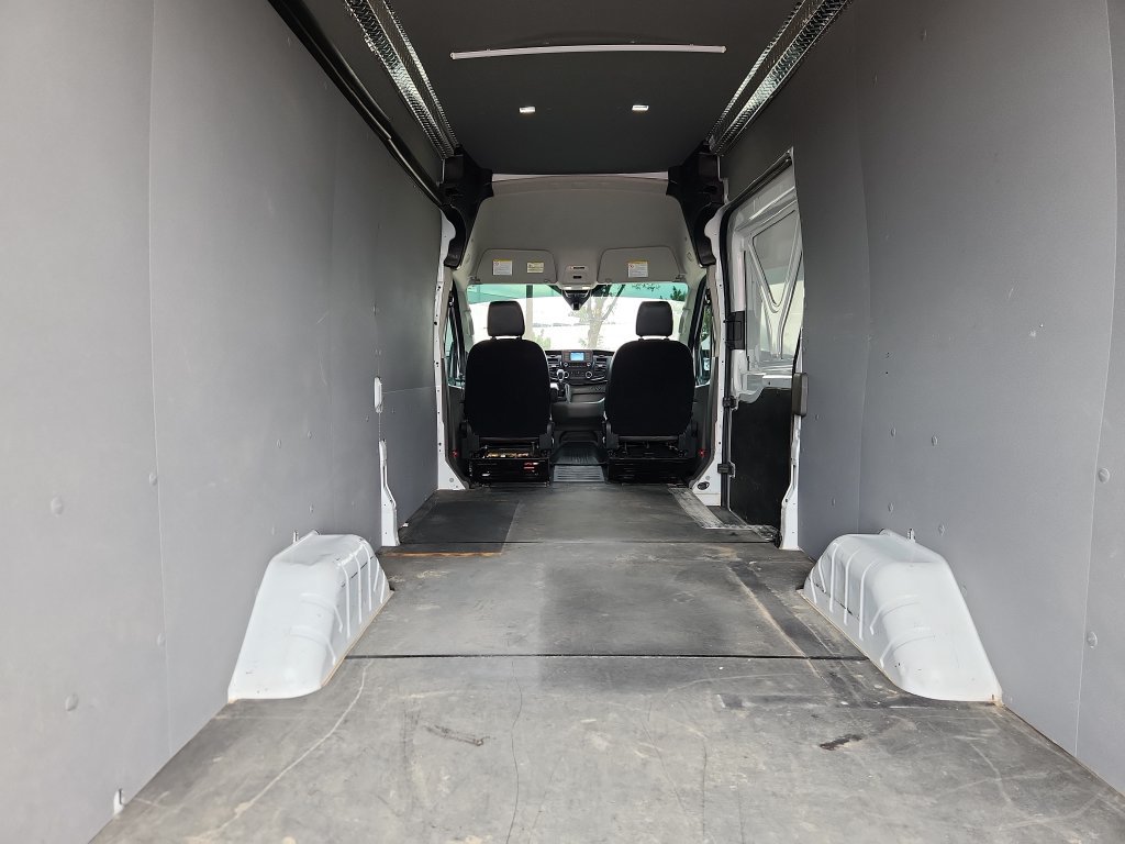 Used 2023 Ford Transit 250 148 High Roof Extended AWD image 8