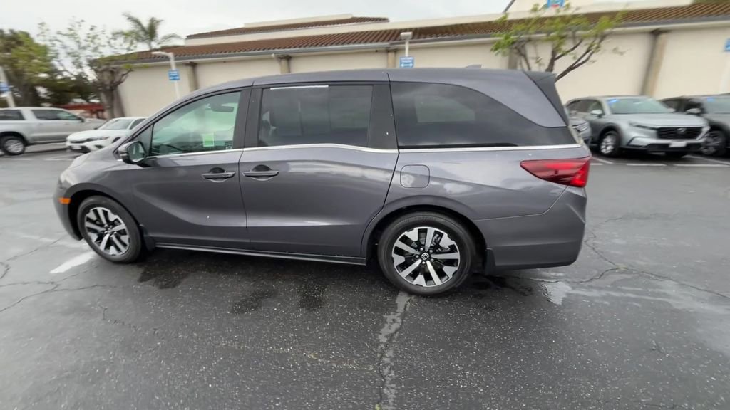 Certified 2025 Honda Odyssey EX-L image 6