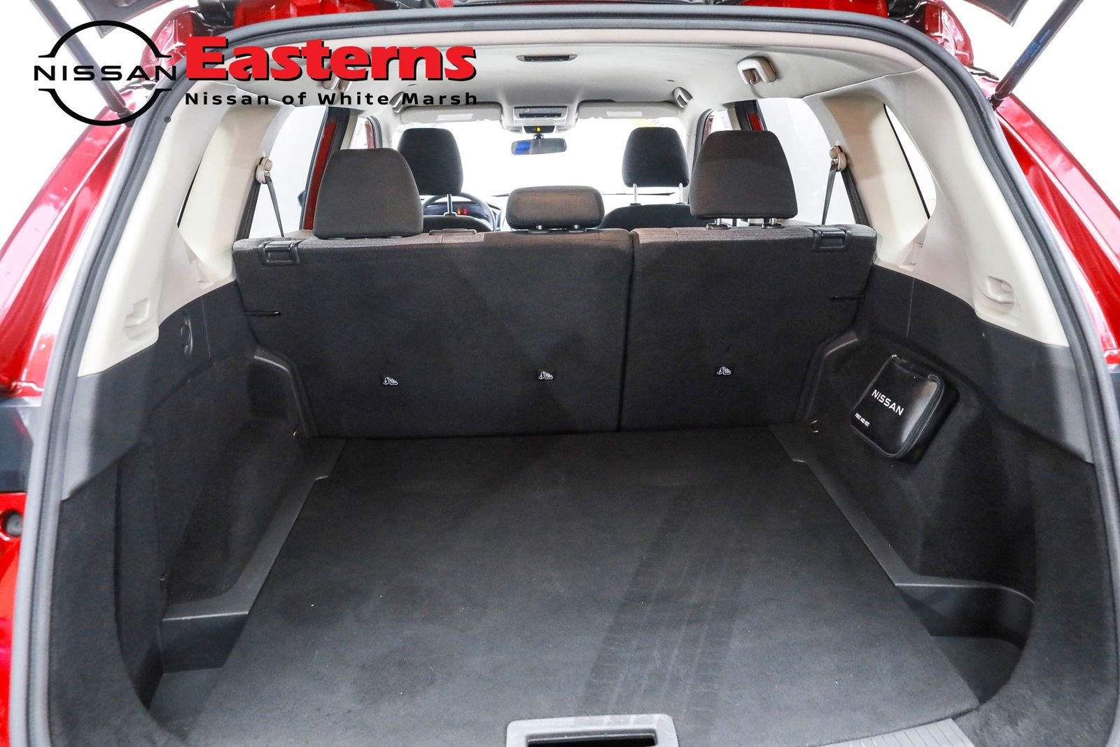 Used 2022 Nissan Rogue SV AWD/4WD image 9